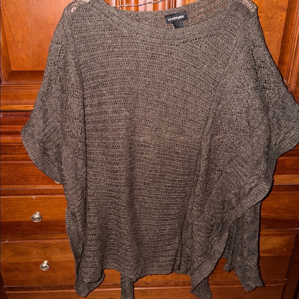 Lane Bryant Women's Textured Knit Poncho - Brown size 18/20 Never worn.